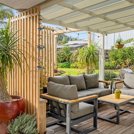 Coast Awhile - Whangamata Holiday Home Екстериор снимка