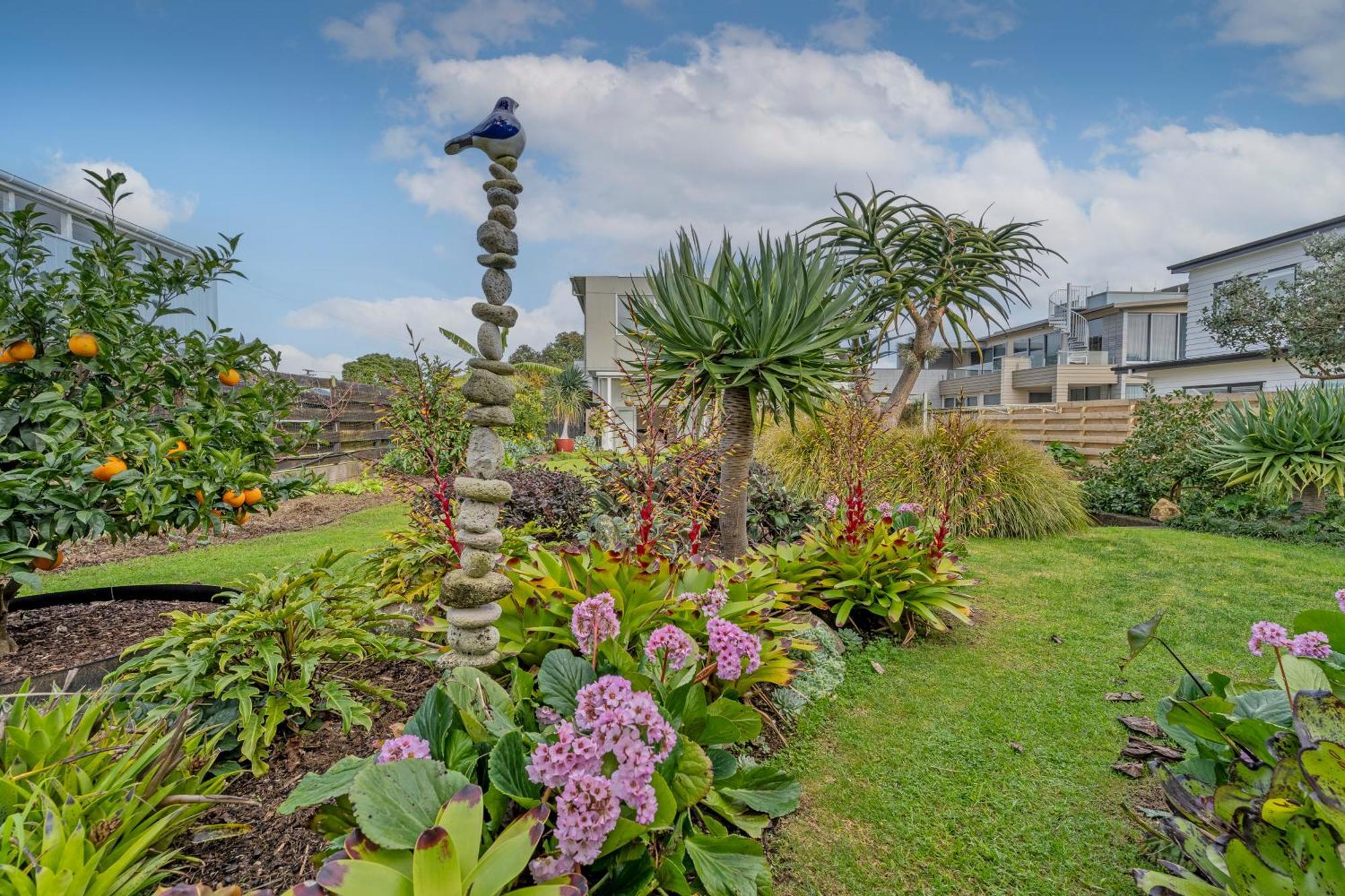 Coast Awhile - Whangamata Holiday Home Екстериор снимка
